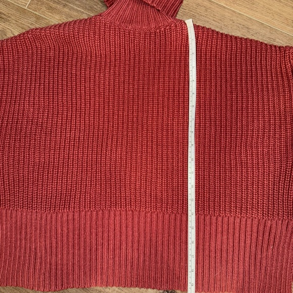 Madewell Women's Turtleneck Sweater in color Brick XL - Picture 9 of 9